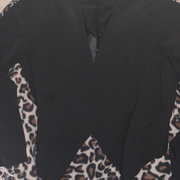 Cropped Torrid blazer - Picture 1 of 3